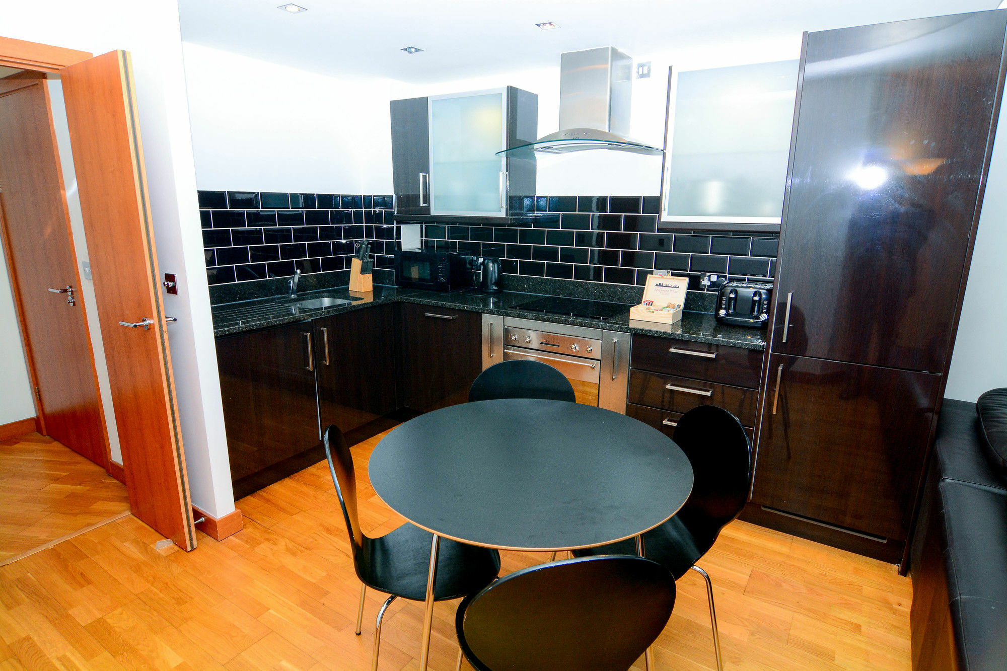 Apartment Wharf - Cuba Street Лондон Экстерьер фото